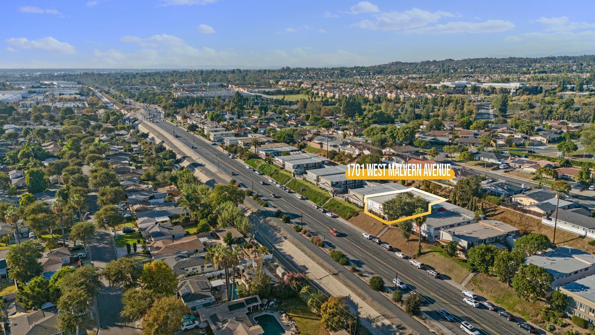 Building Photo - 1655 W Malvern Ave