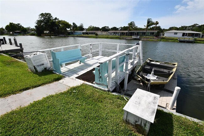 Building Photo - 3839 Star Island Dr