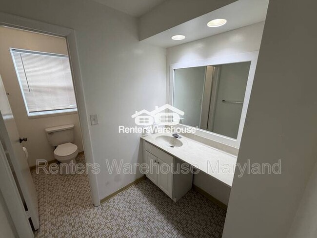 Building Photo - 37 Cardor Ct