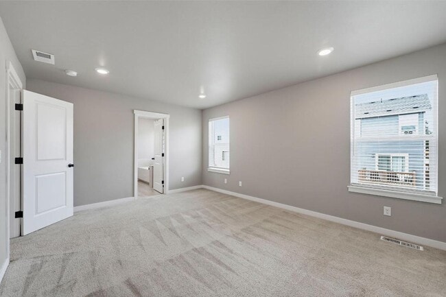 Building Photo - Spacious Newer Lacey Home | 3-Bed Home with A/C, Gas Fireplace, Bonus Loft & Fully Fenced Backyard!