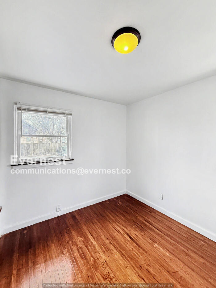 Building Photo - 3812 Drexel Dr