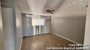 Building Photo - 5602 Bienville Dr