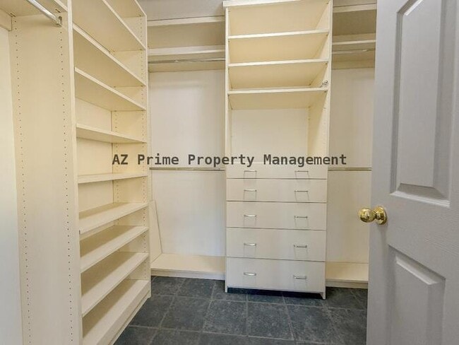 Building Photo - 260 W Calle Monte Vista