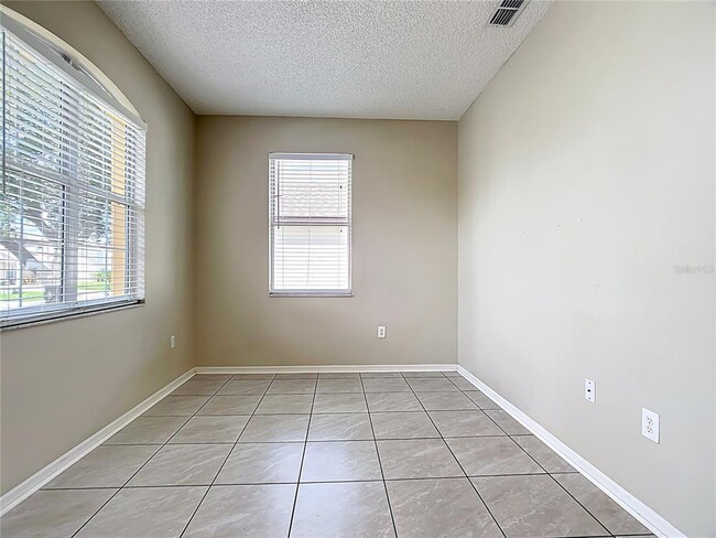 Building Photo - 610 Terranova Dr