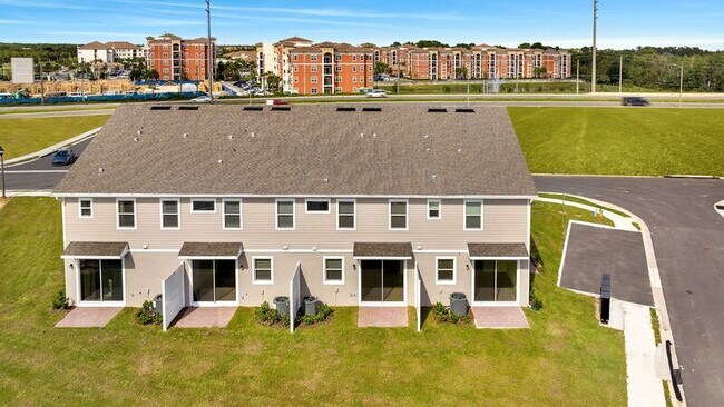 Building Photo - 912 Valencia Isle Dr