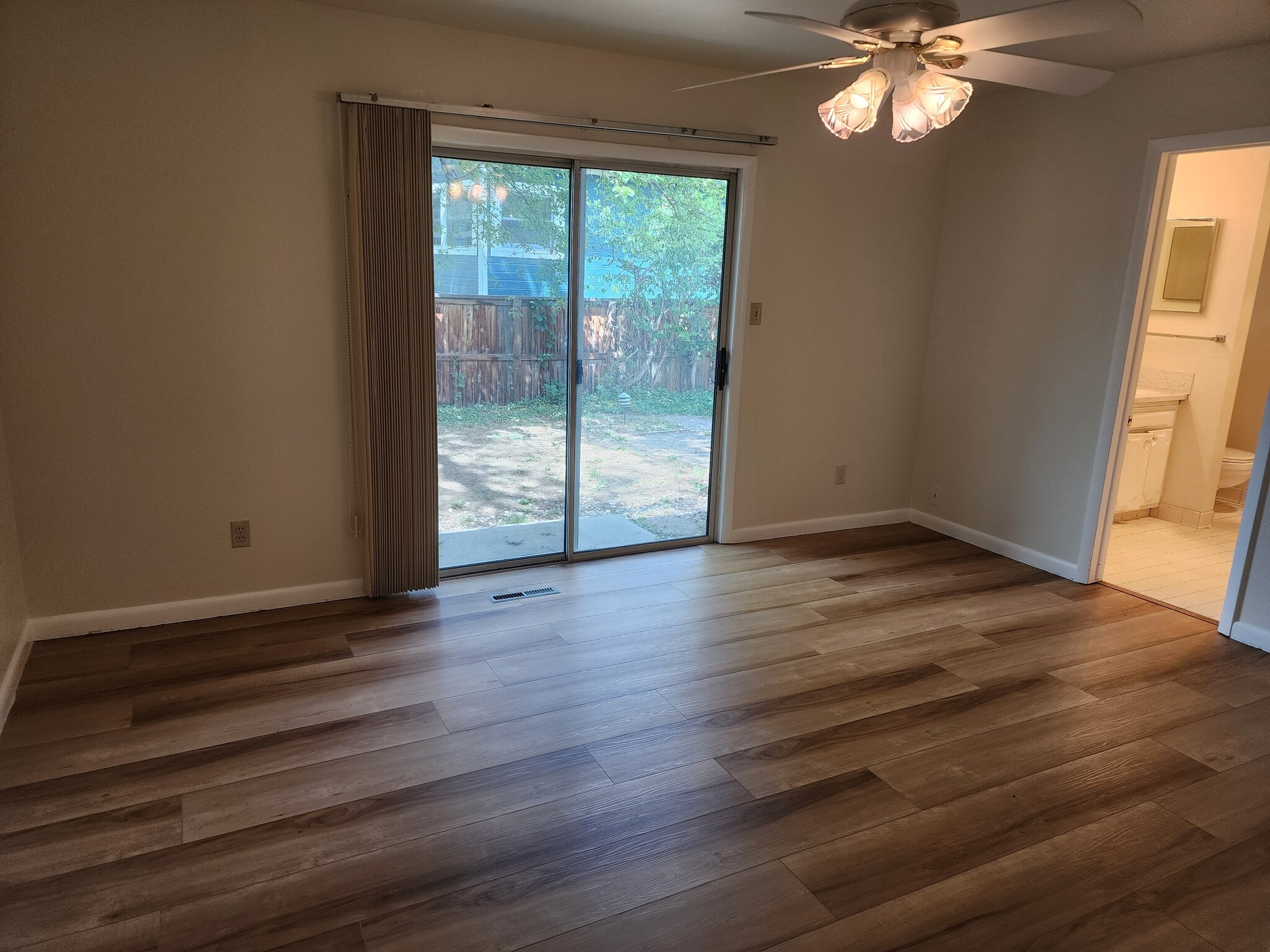 Primary Bedroom. Direct Access to Back Yard - 216 Mohawk Dr