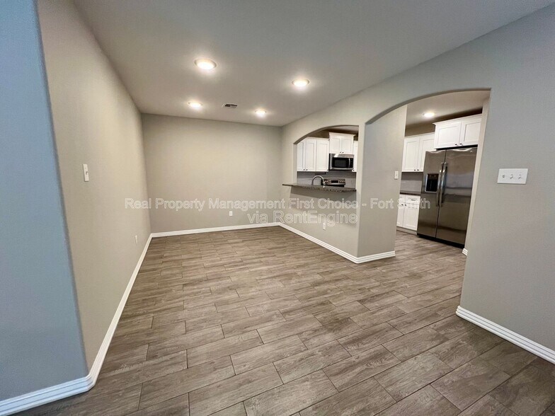 Building Photo - 6623 Leightyn Ln