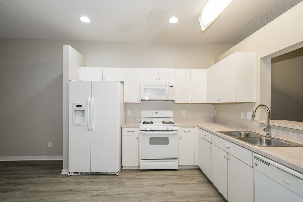 Building Photo - 15819 Stags Leap Dr