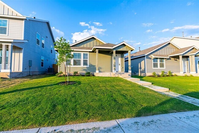 Primary Photo - 240 Sambre St