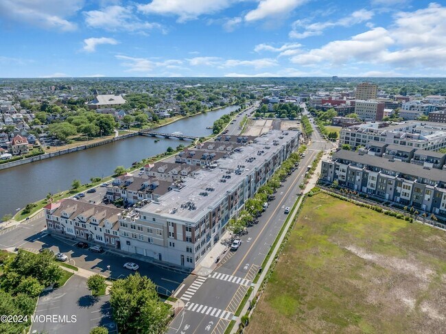 Building Photo - 300 Cookman Ave