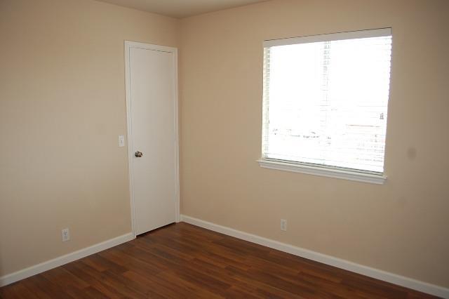 Building Photo - 205 Mitchell Dr