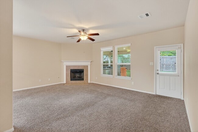Building Photo - 13302 Hidden Valley Dr