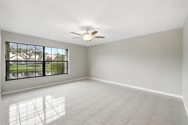 Building Photo - 3357 Jog Park Dr
