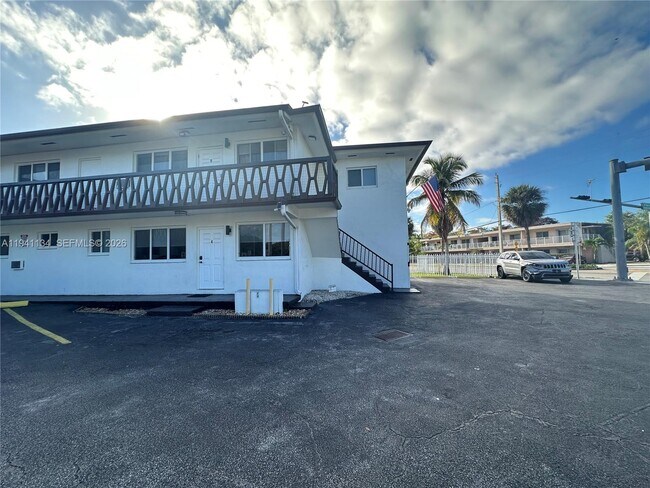 Building Photo - 12101 Griffing Blvd