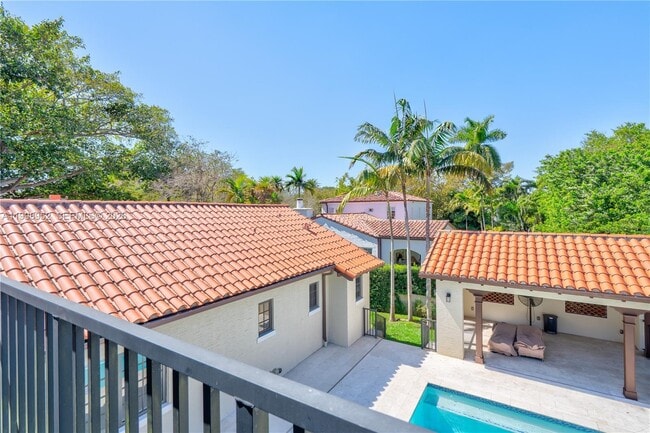 Building Photo - 519 Alhambra Cir