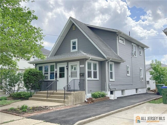 Primary Photo - 120 Hillcrest Ave