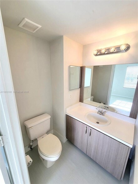 Building Photo - 755 SW 148th Ave