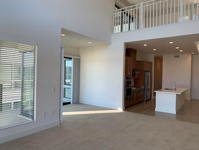 Building Photo - 8575 Aspect Dr