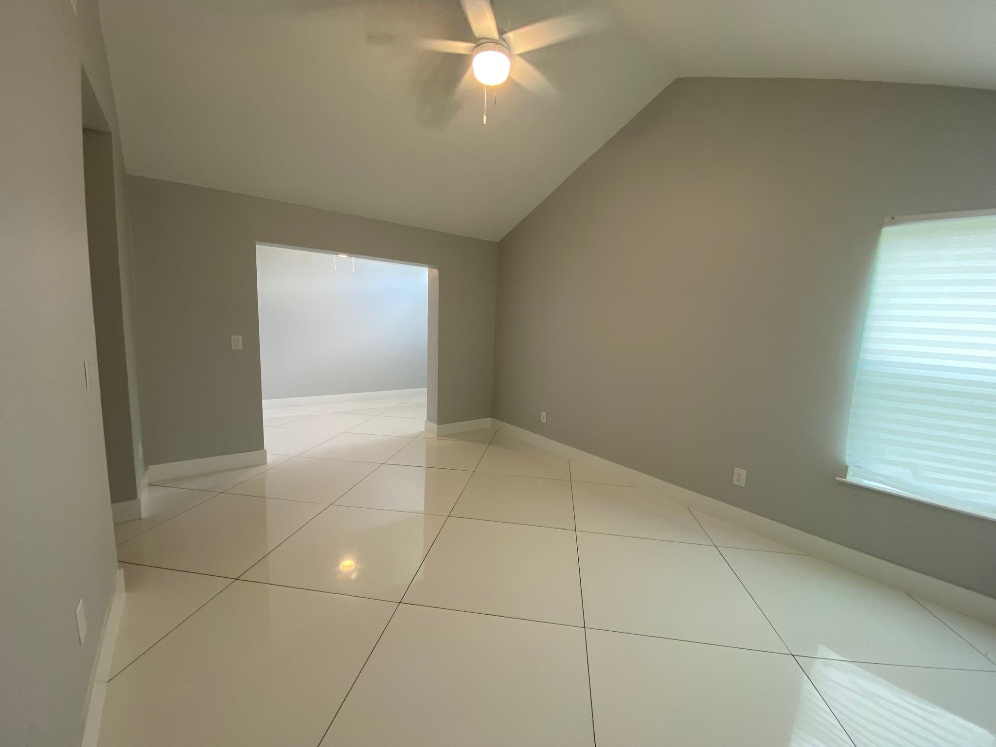 Building Photo - 2032 Gregory Dr