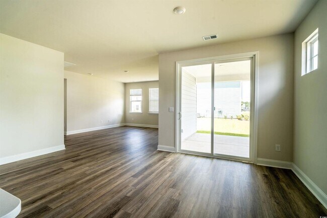 Building Photo - 816 Hibernation Wy