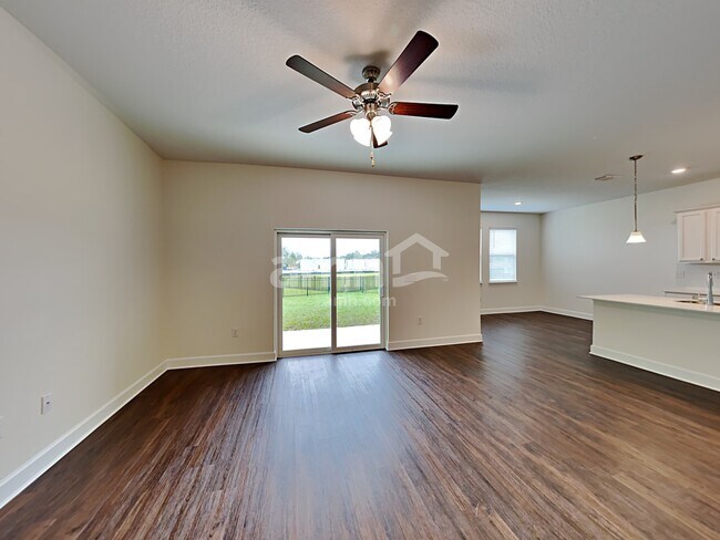 Building Photo - 1048 Walden Pond Dr