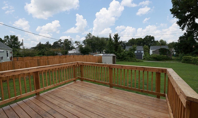 Building Photo - 502 Patrick Ave