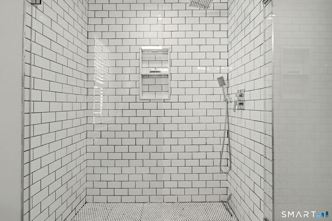 Building Photo - 8 Kirock Pl