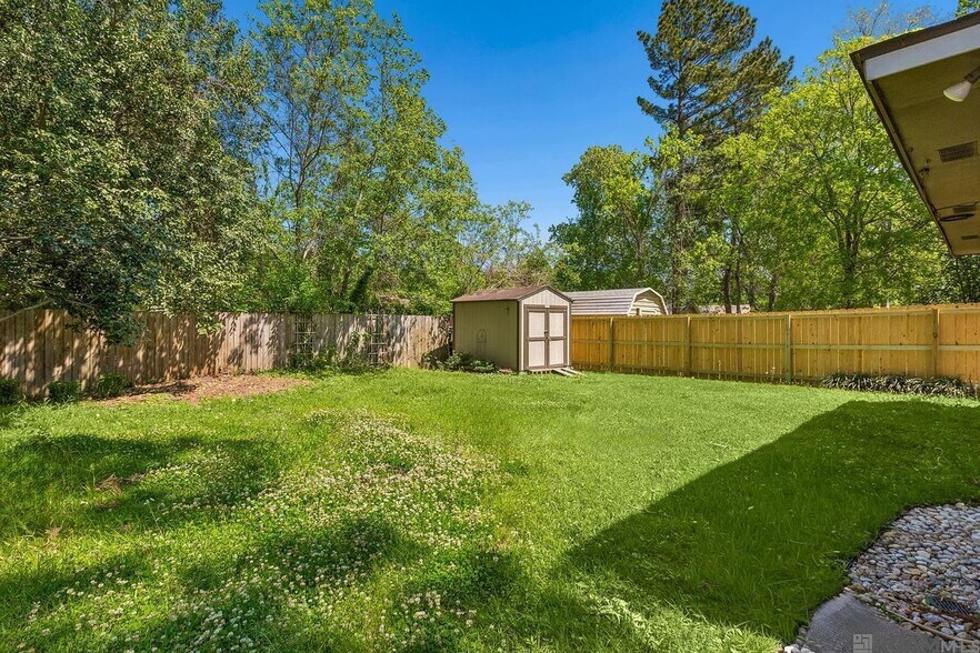 Building Photo - 8451 Marcel Ave