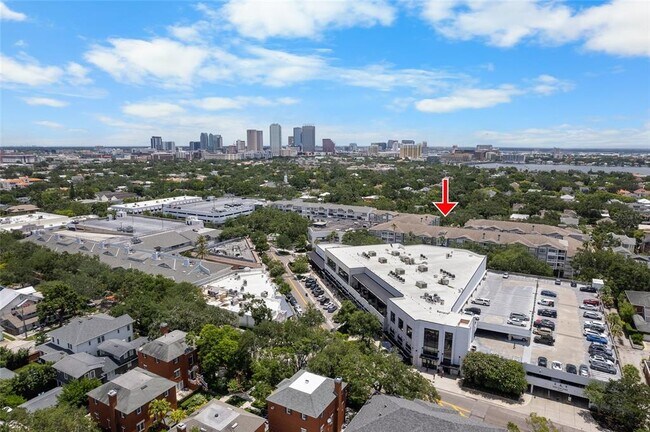 Building Photo - 800 S Dakota Ave