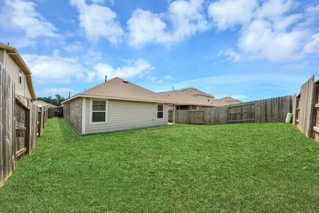 Building Photo - 6233 Arcadia Sound Ln