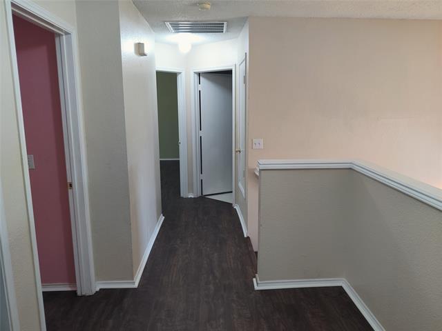 Building Photo - 1405 Anglican Dr
