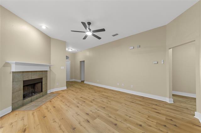 Building Photo - 1109 Caroline Dr