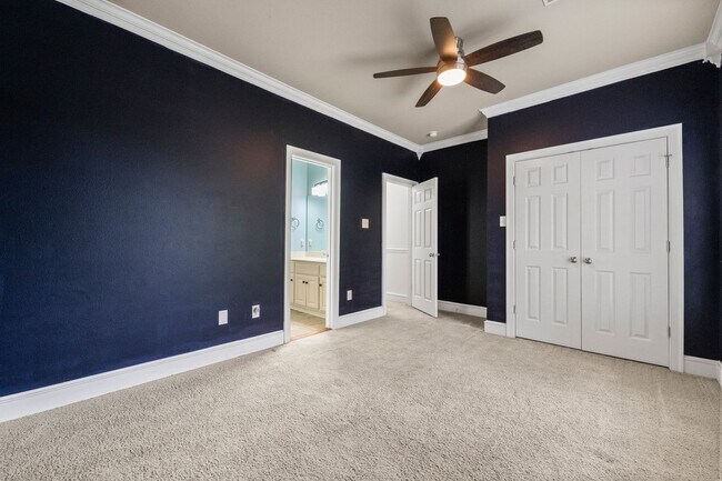 Building Photo - Solar Provided on Great Maumelle home