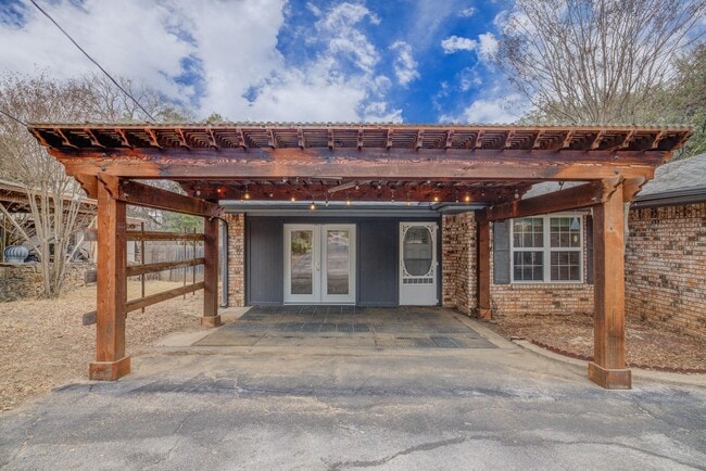 Building Photo - 5303 Shady Oak Cir