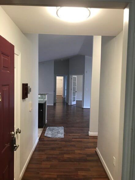 Building Photo - 11286 Hyde Pointe Ct