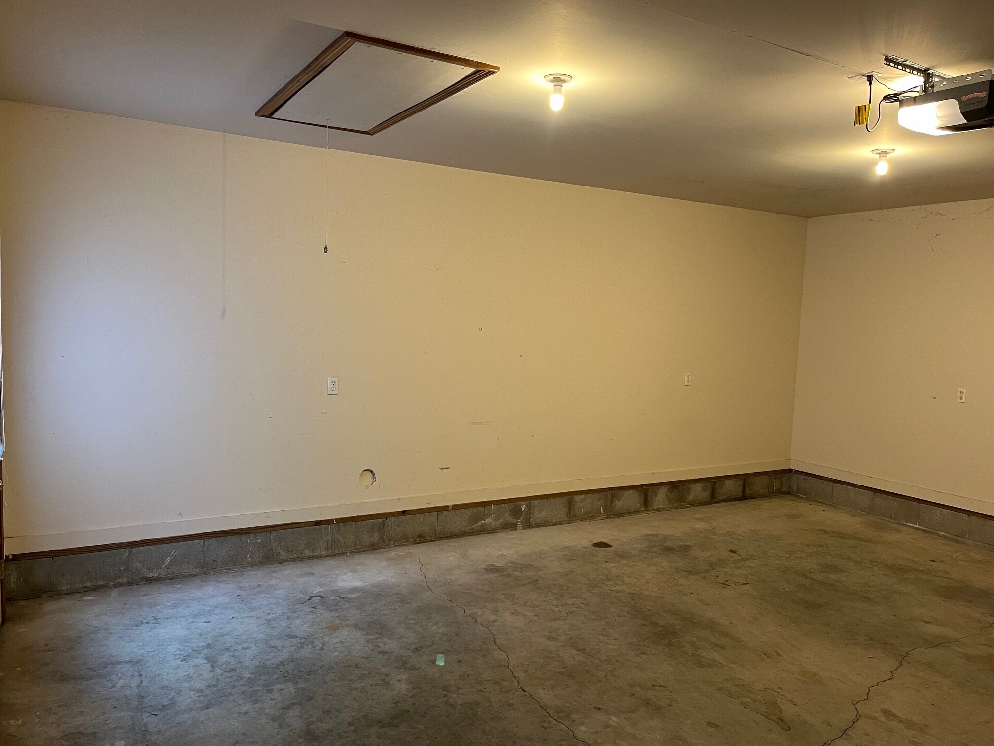 Building Photo - 2928 E Buckskin Dr