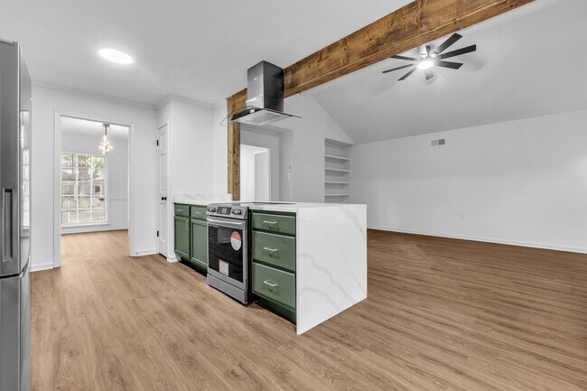 Building Photo - 8439 River Glen Dr