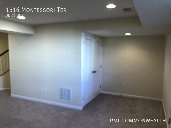 Building Photo - 1516 Montessori Terrace