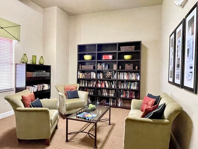 Building Photo - 6511 Emerald Dunes Dr