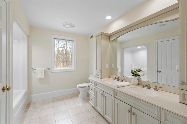 Building Photo - 58 Buttrick Ln