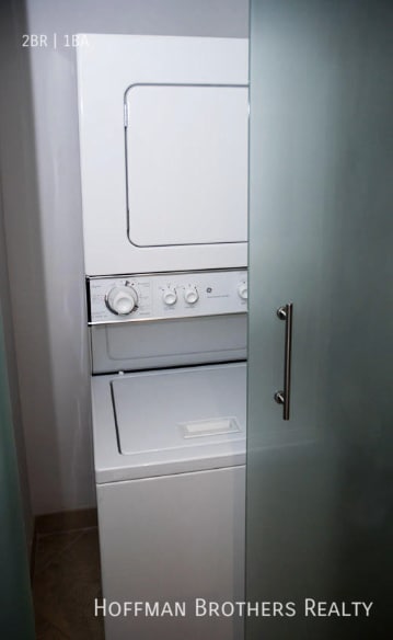 Building Photo - 1117 Cochran Ave