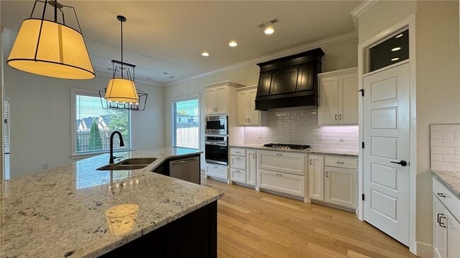 Building Photo - 5806 W Red Maple Dr