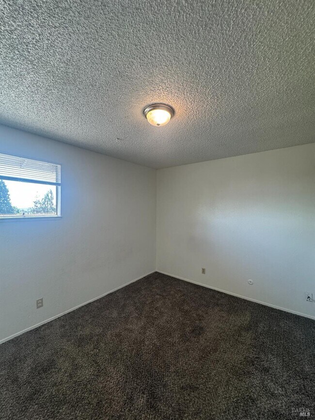 Building Photo - 118 Yorkshire Ct