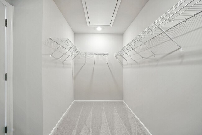 Building Photo - BRAND NEW TOWNHOME Available now, DEPOT 499 in Apex!