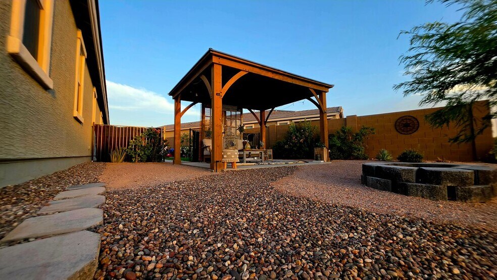 Building Photo - 21668 N Belt Dr