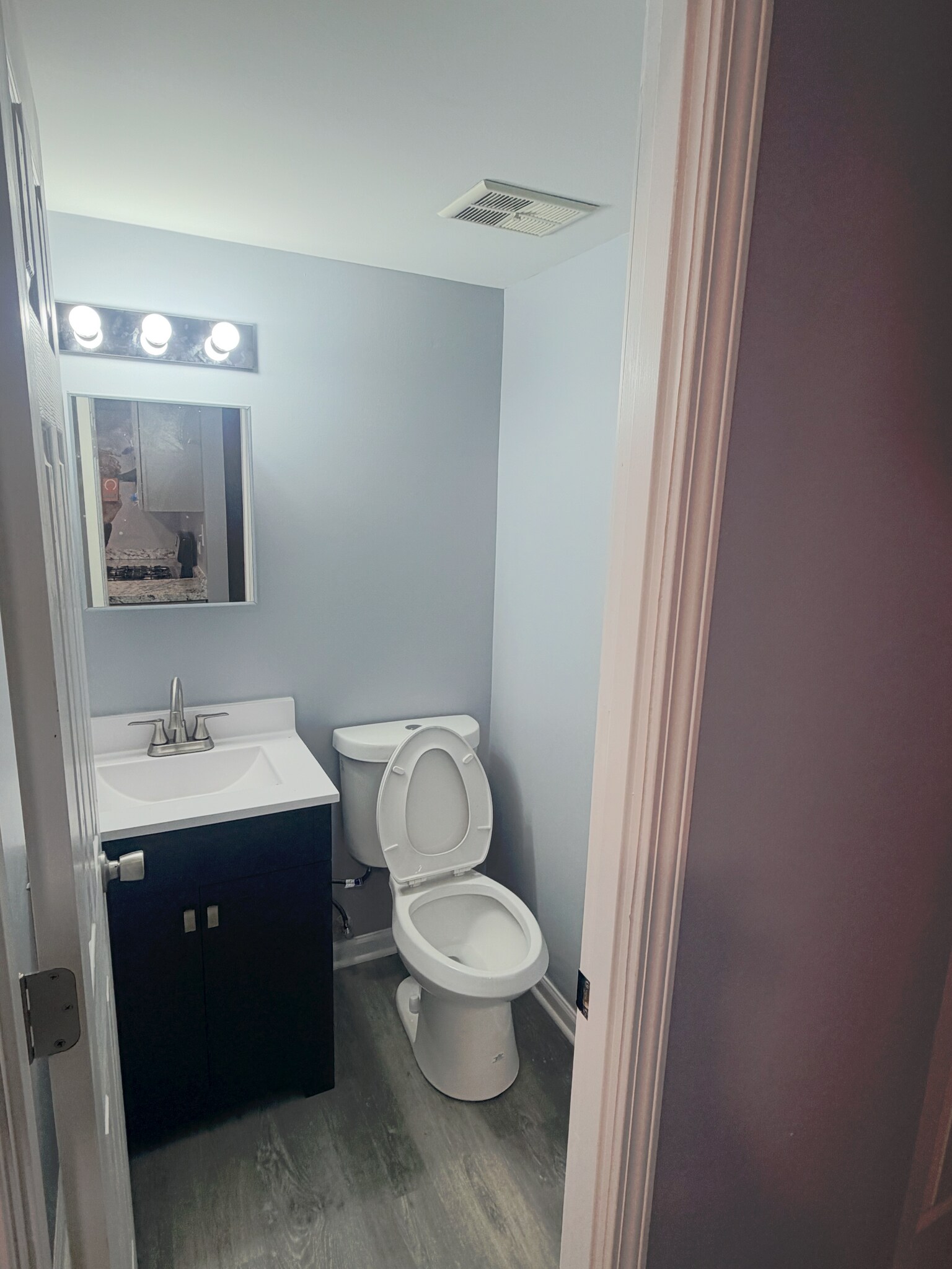 Building Photo - 6203 Kit Carson Dr