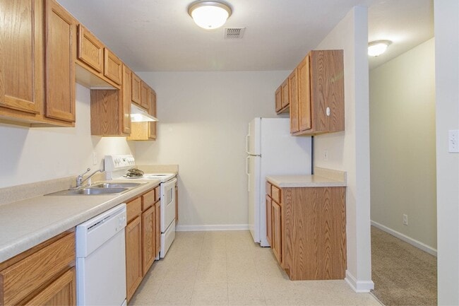 Building Photo - 299-F2 Raleigh Dr