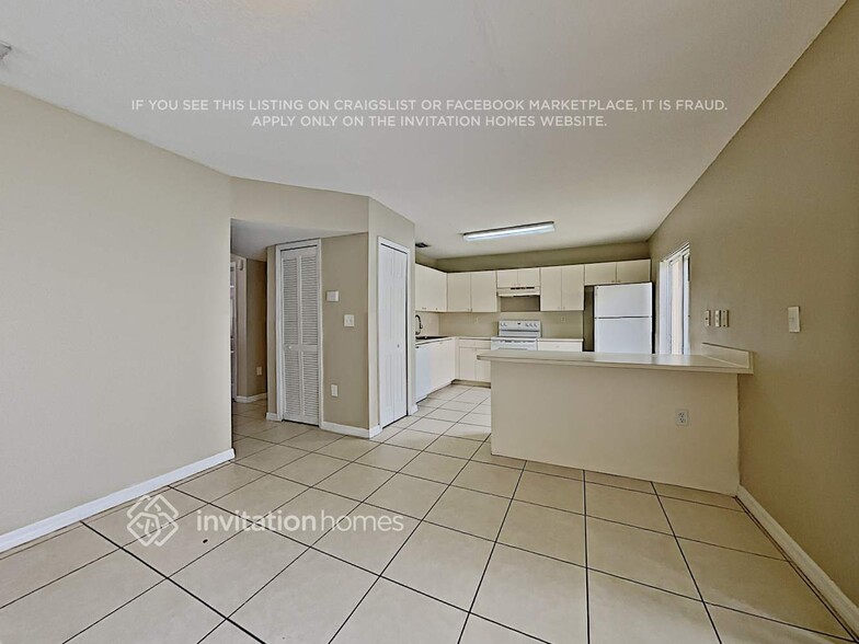 Building Photo - 5886 SW 162nd Path