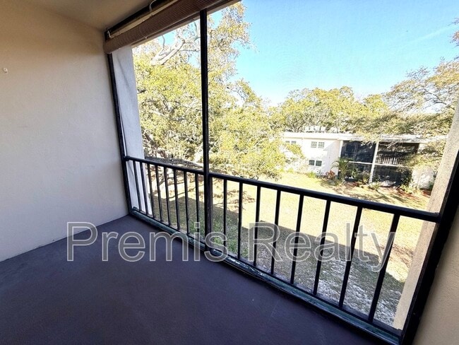 Building Photo - 870 Virginia St