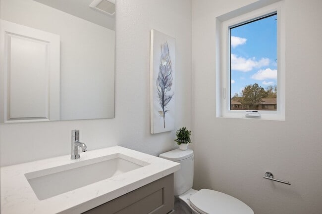 Building Photo - New 2BD, 3BA Arvada Townhome with Bonus Flex Room